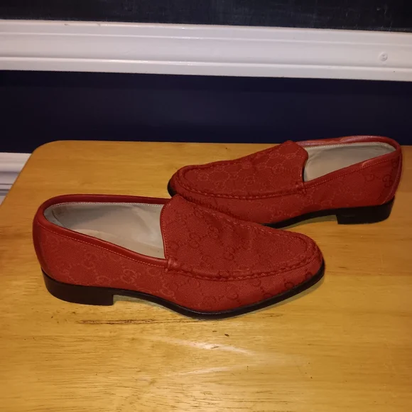 Gucci GG Red Monogram Loafers Size 35 1/2 - toestory.in display picture 1